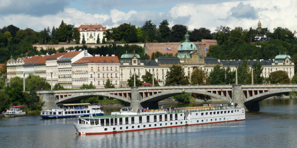 rivercruisepragueedit