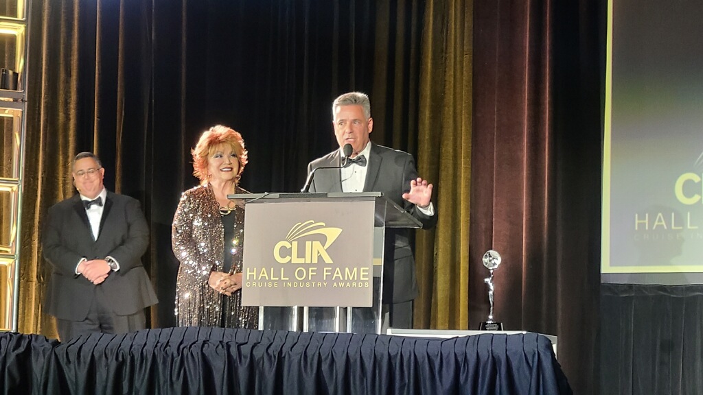 Anita and Bill accepting the Agency Innovator Award